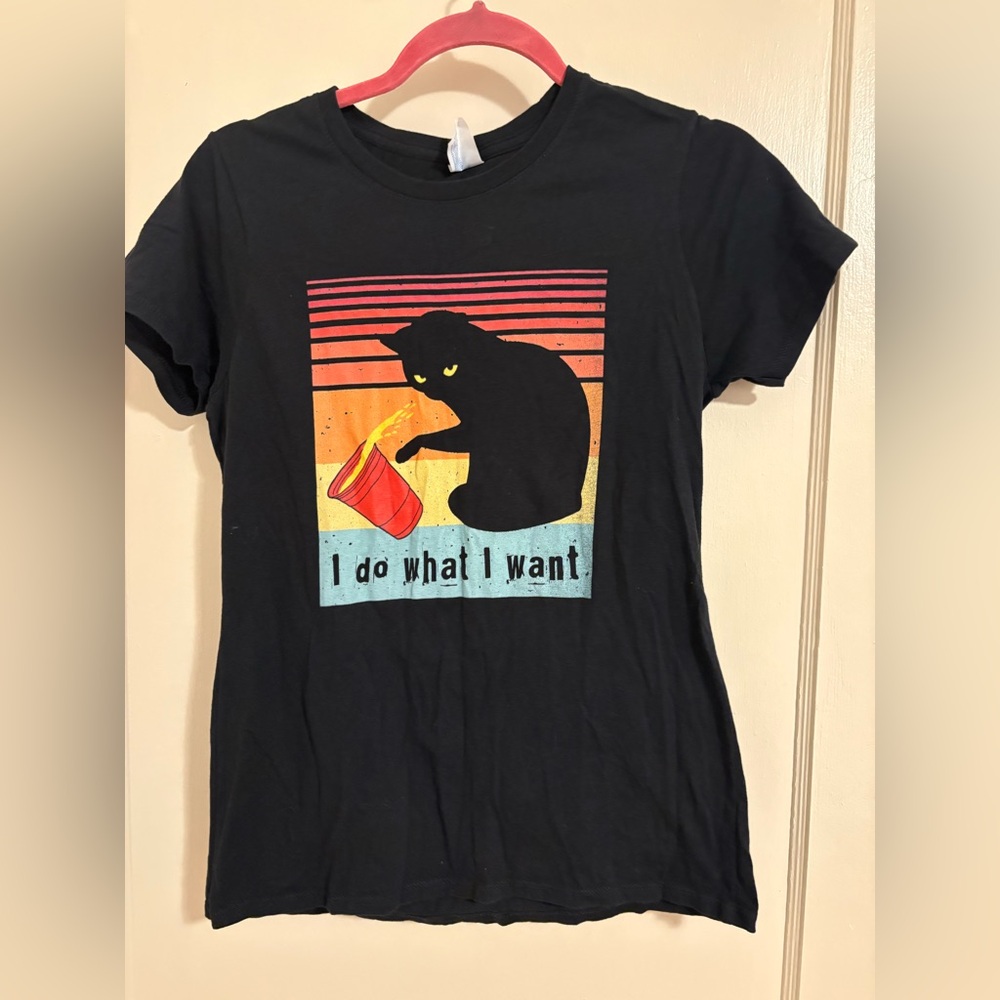 Black Cat Graphic T-Shirt